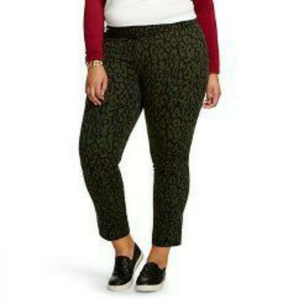 Green Cheetah Ankle Jeans - Ava & Viv